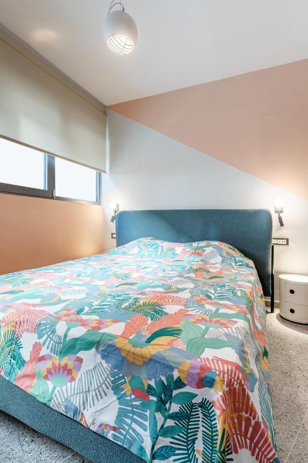 Pop Art Homm In Groovy Koukaki Apartment เอเธนส์ ภายนอก รูปภาพ